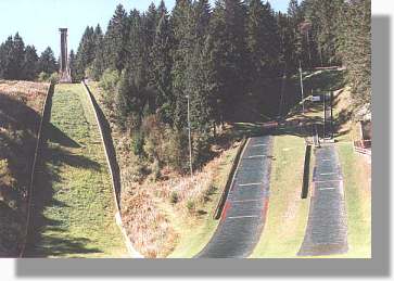 Adlerschanze K=83m, Jugendmattenschanze K=40m, VA-Schlermattenschanze K=20m, Kindermattenschanze K=10m